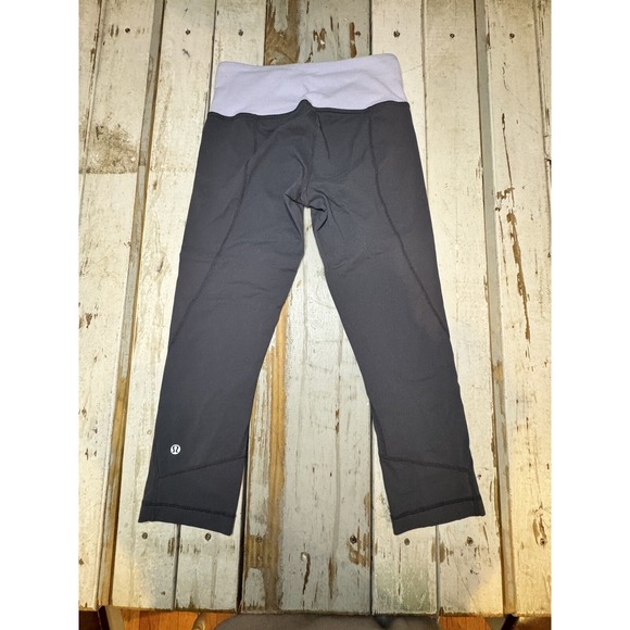 Lululemon Size 4 Power Pose Crop Gray Lilac thick luon purple yoga Leggings - Picture 6 of 8